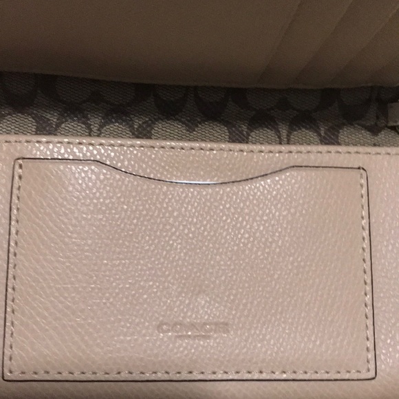 Coach tan wallet - Picture 4 of 5